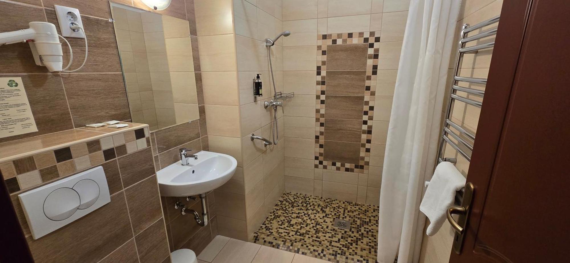 Diana Club Hotel Budapest Habitación foto
